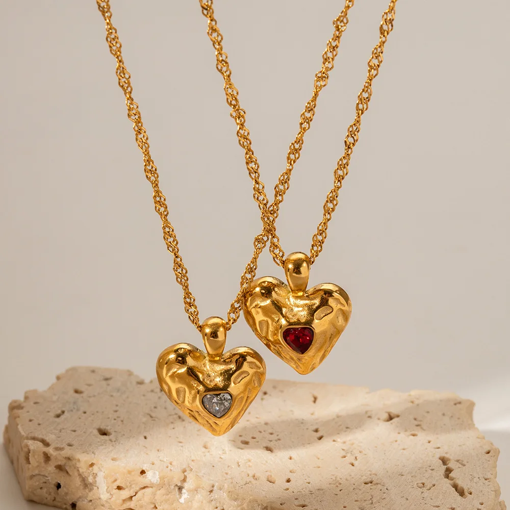 Vintage 18K Gold Plated Necklace Inlaid Zircon Necklace Stainless Steel Hammer Pattern Heart Pendant Necklace For Women
Vintage 18K Gold Plated Necklace Inlaid Zircon Necklace Stainless Steel Hammer Pattern Heart Pendant Necklace For Women