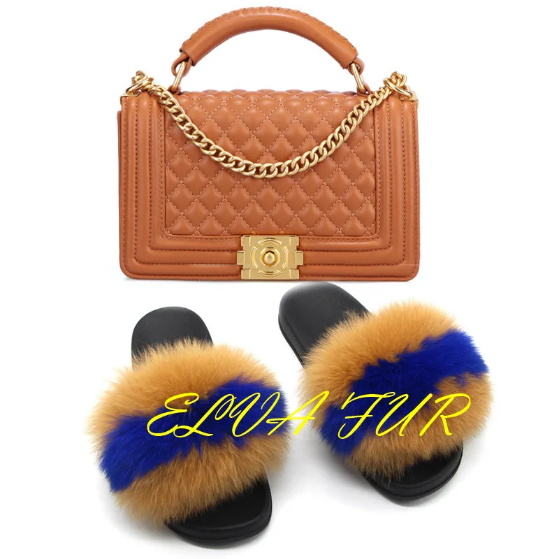 2020 ELVA FUR Trendy factory price winter soft women indoor color fur slippers in China fur slides, Colours
2020 ELVA FUR Trendy factory price winter soft women indoor color fur slippers in China fur slides, Colours