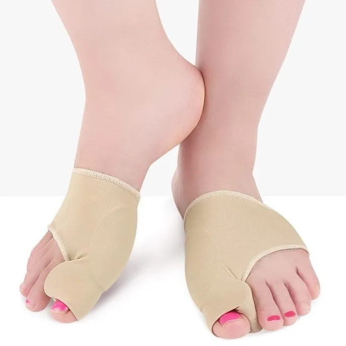 Sweat Absorbing Hallux Valgus Corrector Soft Foot Care Bunion Corrector, Black , skin and grey
Sweat Absorbing Hallux Valgus Corrector Soft Foot Care Bunion Corrector, Black , skin and grey