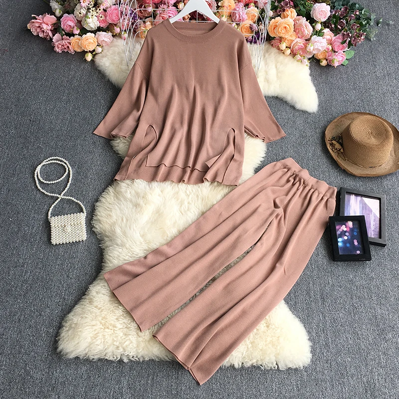 European American leisure round collar long sleeve knit top two sets of loose high waist wide leg pants autumn, Tie dye dress
European American leisure round collar long sleeve knit top two sets of loose high waist wide leg pants autumn, Tie dye dress