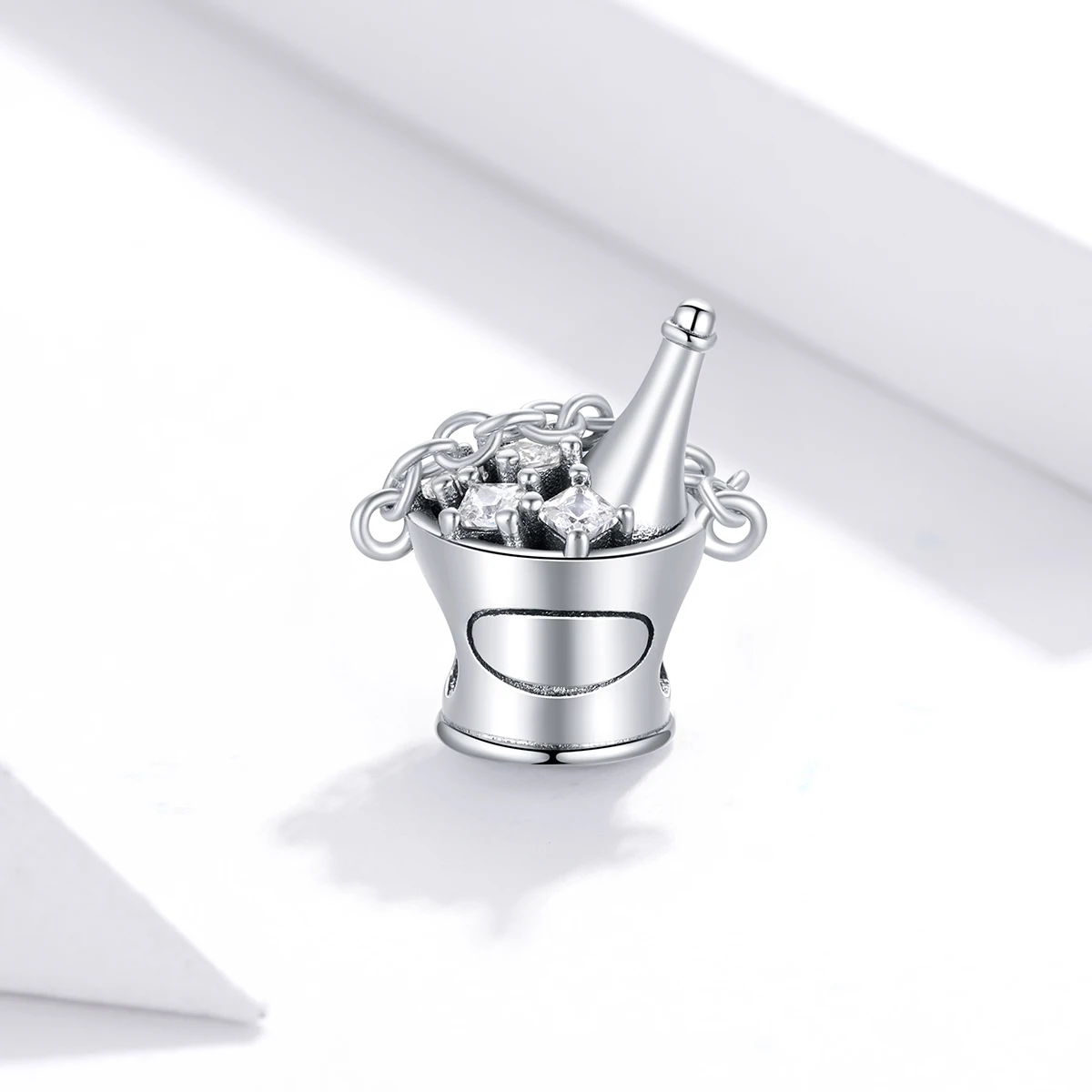 SCC1687 Factory Supply Genuine 925 Sterling Silver Champagne Bucket Charms Jewelry For Girls
SCC1687 Factory Supply Genuine 925 Sterling Silver Champagne Bucket Charms Jewelry For Girls