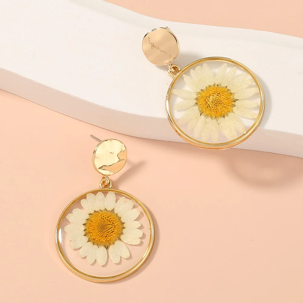 New Charming Small Daisy Transparent Hook Earrings Necklace Set For Women Bijoux Jewelry Wholesale Christmas Gift
New Charming Small Daisy Transparent Hook Earrings Necklace Set For Women Bijoux Jewelry Wholesale Christmas Gift