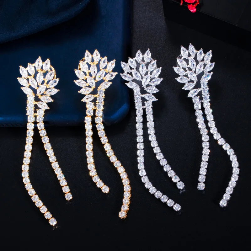 2020 Hot 925 Sterling Silver Needle 18K White Gold Plated Super Bling AAA Cubic Zircon Party Long Tassel Earrings
2020 Hot 925 Sterling Silver Needle 18K White Gold Plated Super Bling AAA Cubic Zircon Party Long Tassel Earrings