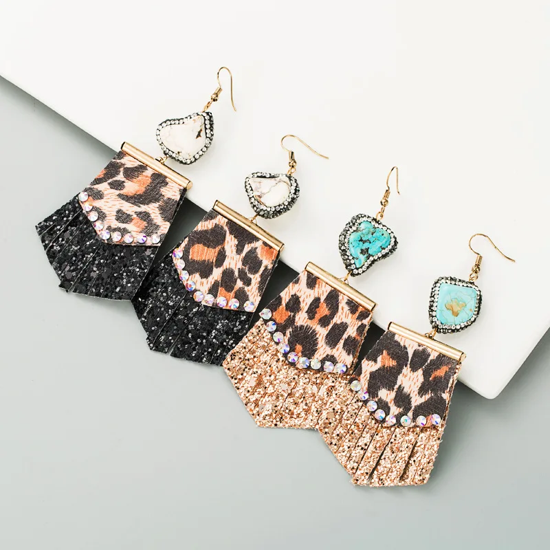 Go Party 2021 fashion women leopard print earrings geometric tassel leather earring, Same as picture
Go Party 2021 fashion women leopard print earrings geometric tassel leather earring, Same as picture