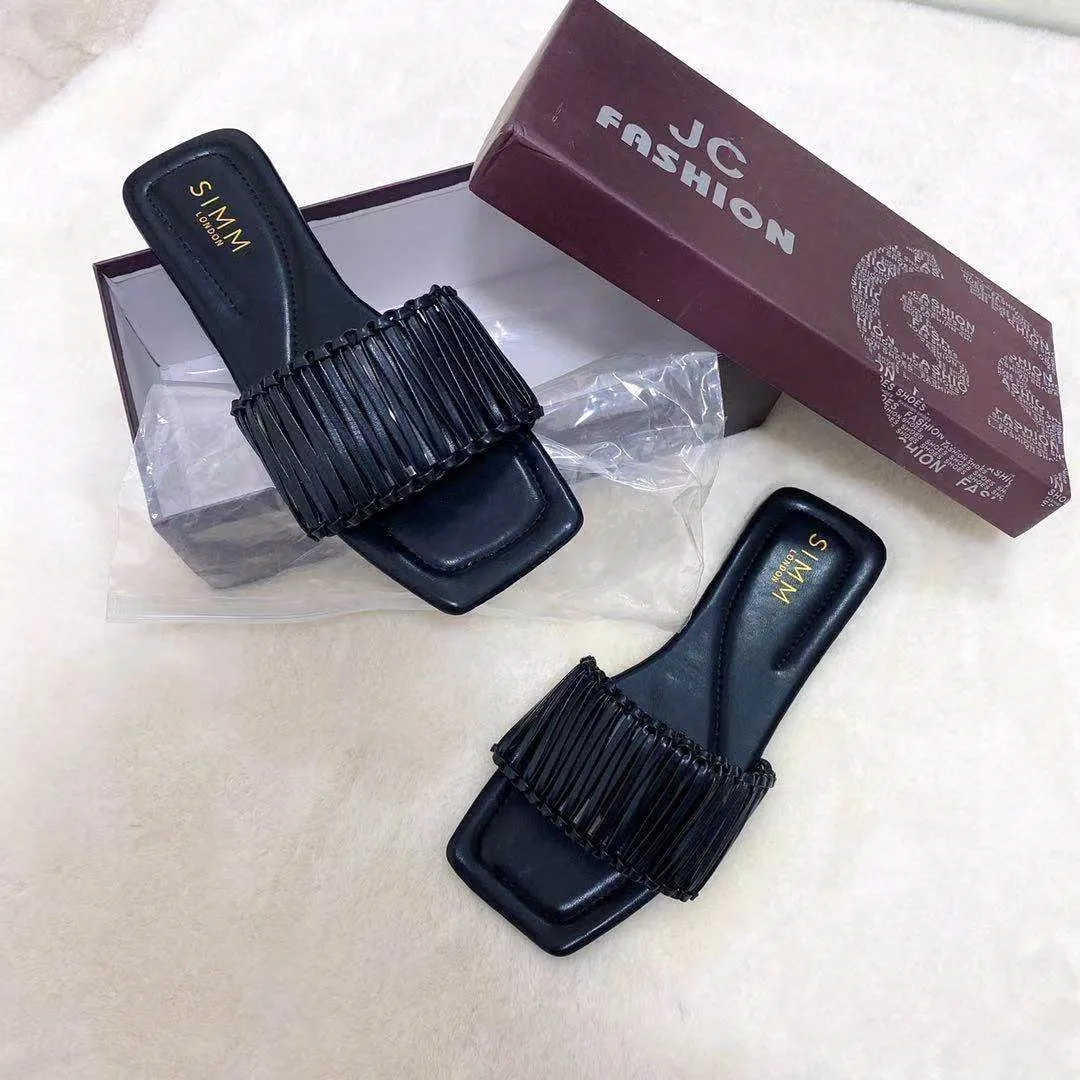 2021 New arrival Fashion slides non-slip soft flat sandals ladies shoes women's slippers, Customized color
2021 New arrival Fashion slides non-slip soft flat sandals ladies shoes women's slippers, Customized color
