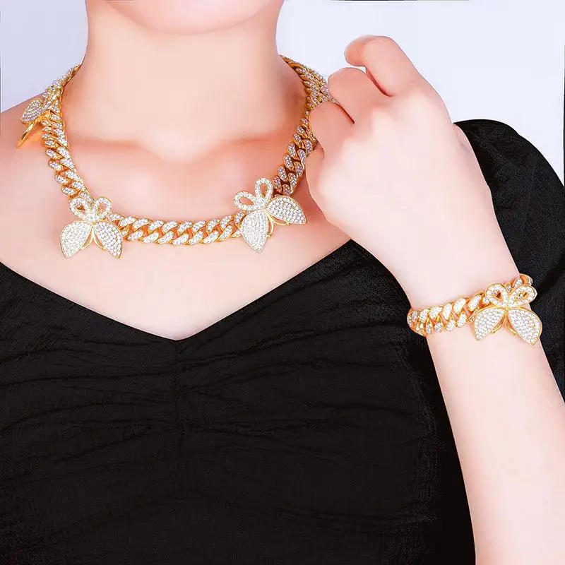 2020 New 12mm Necklace Hip Hop Cuban Link Chain Jewelry Set For Women Cuban Chain Choker, 24k gold
2020 New 12mm Necklace Hip Hop Cuban Link Chain Jewelry Set For Women Cuban Chain Choker, 24k gold