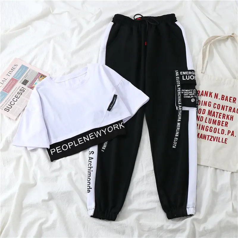 Streetwear 2021 Cargo Pants Women Harajuku Loose Jogger Trousers Two Piece Set Women Clothing 2021 Summer Oversize Fashion, Black white
Streetwear 2021 Cargo Pants Women Harajuku Loose Jogger Trousers Two Piece Set Women Clothing 2021 Summer Oversize Fashion, Black white