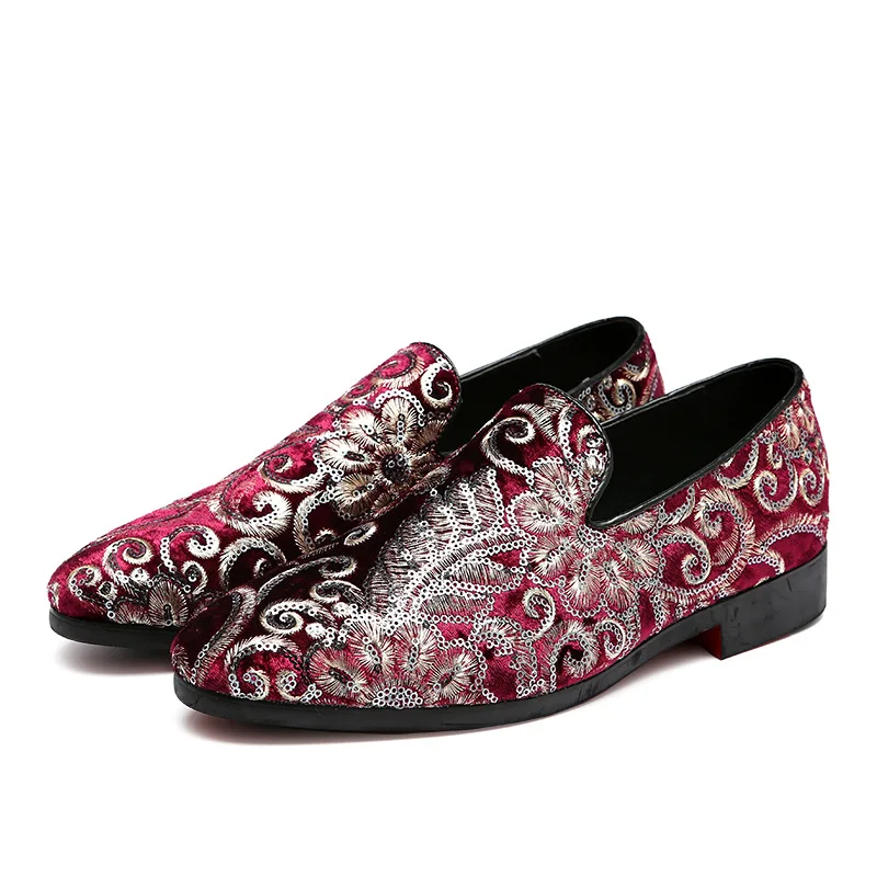 Trendy Male Comfortable Casual Shoes Popular Chinese Embroidered Leathers Loafers Mens, Red,black,blue
Trendy Male Comfortable Casual Shoes Popular Chinese Embroidered Leathers Loafers Mens, Red,black,blue