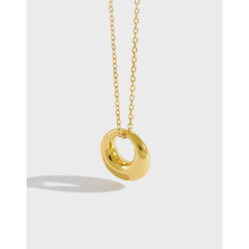S925 Gold Plated Chunky Round Circle Necklace 925 Sterling Silver Irregular Hollow Round Necklace
S925 Gold Plated Chunky Round Circle Necklace 925 Sterling Silver Irregular Hollow Round Necklace