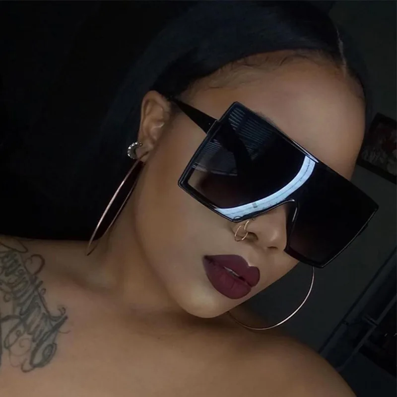 DLL17059 DL one piece lens Fashion Brand Designer Sun glasses Big Square Oversized Shades Sunglasses 2020 lentes de verano
DLL17059 DL one piece lens Fashion Brand Designer Sun glasses Big Square Oversized Shades Sunglasses 2020 lentes de verano