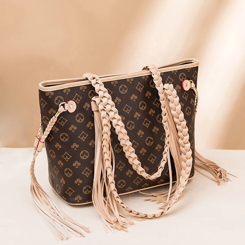 2021 Hot Sale Sacs Famous Brands Leather Ladies Tote Hand Bags and Purses Designer Handbags for Women Luxury
2021 Hot Sale Sacs Famous Brands Leather Ladies Tote Hand Bags and Purses Designer Handbags for Women Luxury