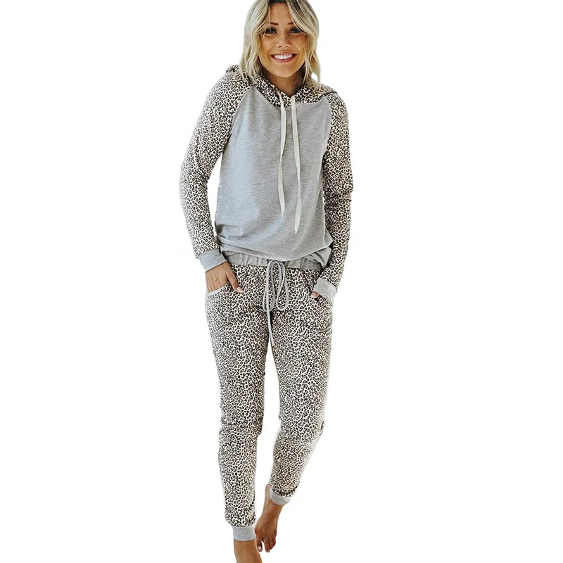 2021 Autumn Winter Ladies Gray Leopard Print Hoodie and Joggers Suits 2 Piece Set Tracksuits for Women
2021 Autumn Winter Ladies Gray Leopard Print Hoodie and Joggers Suits 2 Piece Set Tracksuits for Women