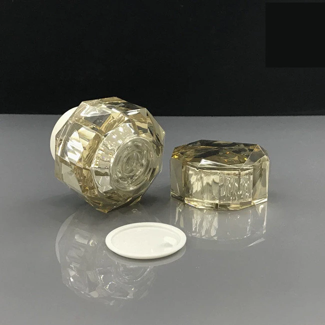 botella con forma de diamante (8)