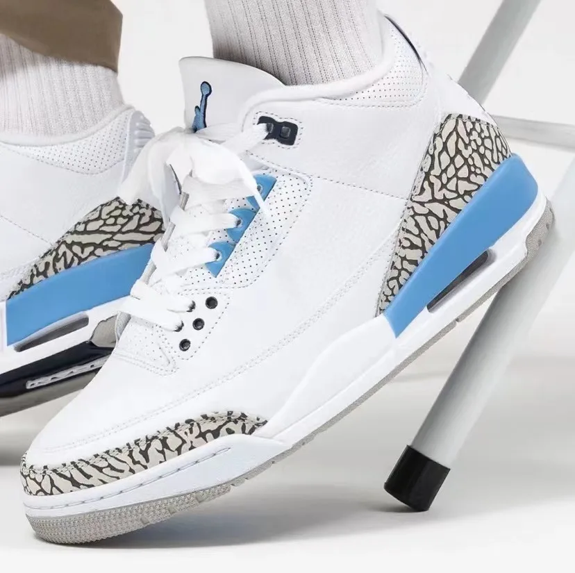 Hot New Brand Wholesale sports shoes Air Jordan 3 Retro Bule Nike Basketball shoes AJ3 Running shoes Fashion Nike Sneakers
Hot New Brand Wholesale sports shoes Air Jordan 3 Retro Bule Nike Basketball shoes AJ3 Running shoes Fashion Nike Sneakers