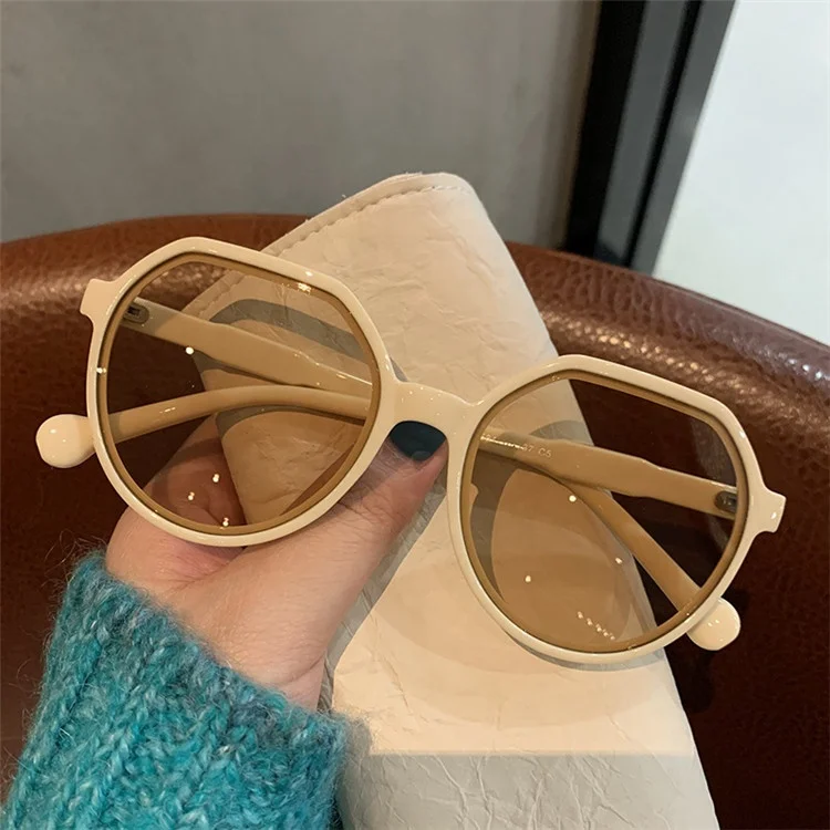 Custom Uv400 Oculus Pc Ultralight Sun Glasses Cheap Round Shape Black Frame Ins Style Womens Sunglasses
Custom Uv400 Oculus Pc Ultralight Sun Glasses Cheap Round Shape Black Frame Ins Style Womens Sunglasses