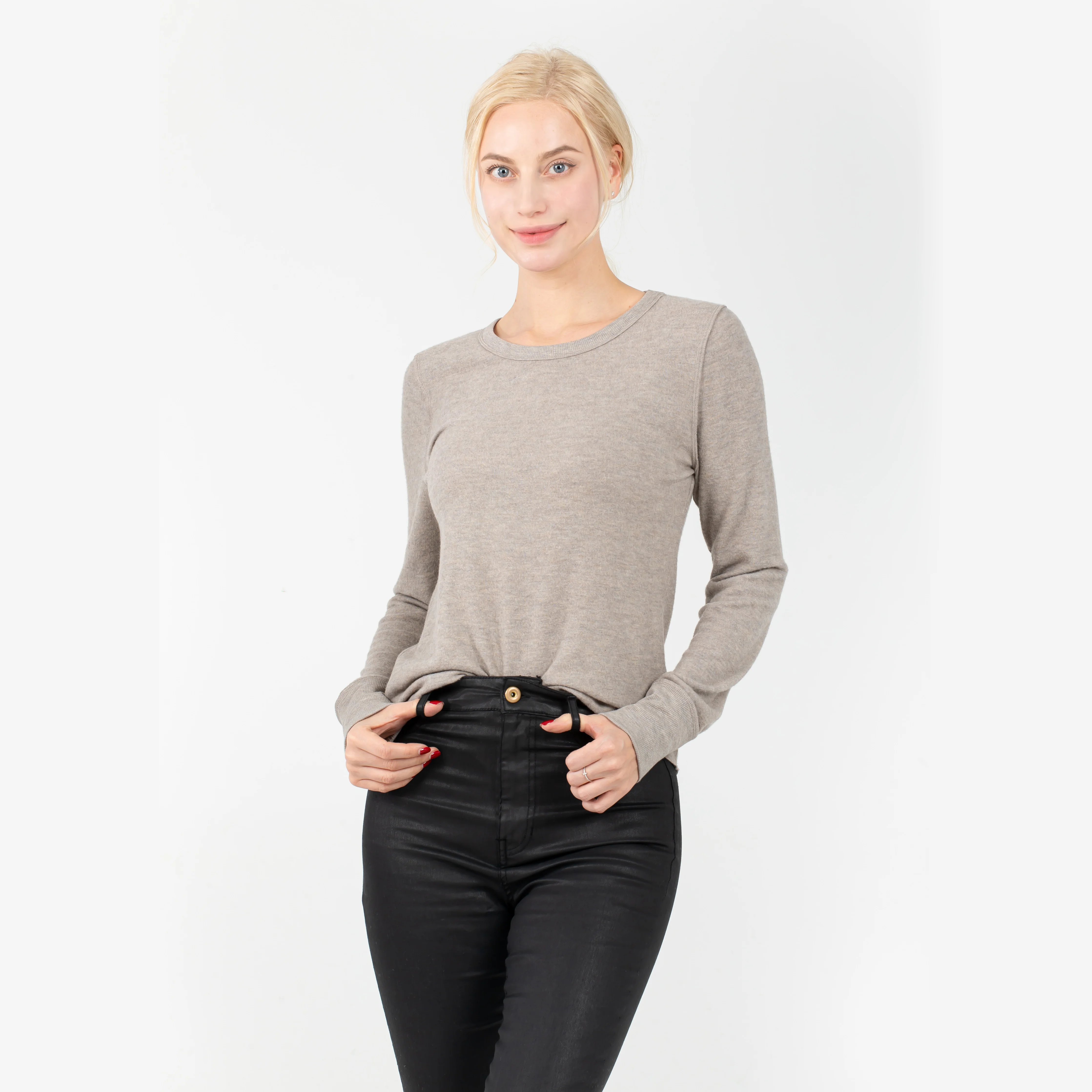 Solid Color Long Sleeve Loose Body Women Good Quality Tops Pullover Sweater for Women
Solid Color Long Sleeve Loose Body Women Good Quality Tops Pullover Sweater for Women