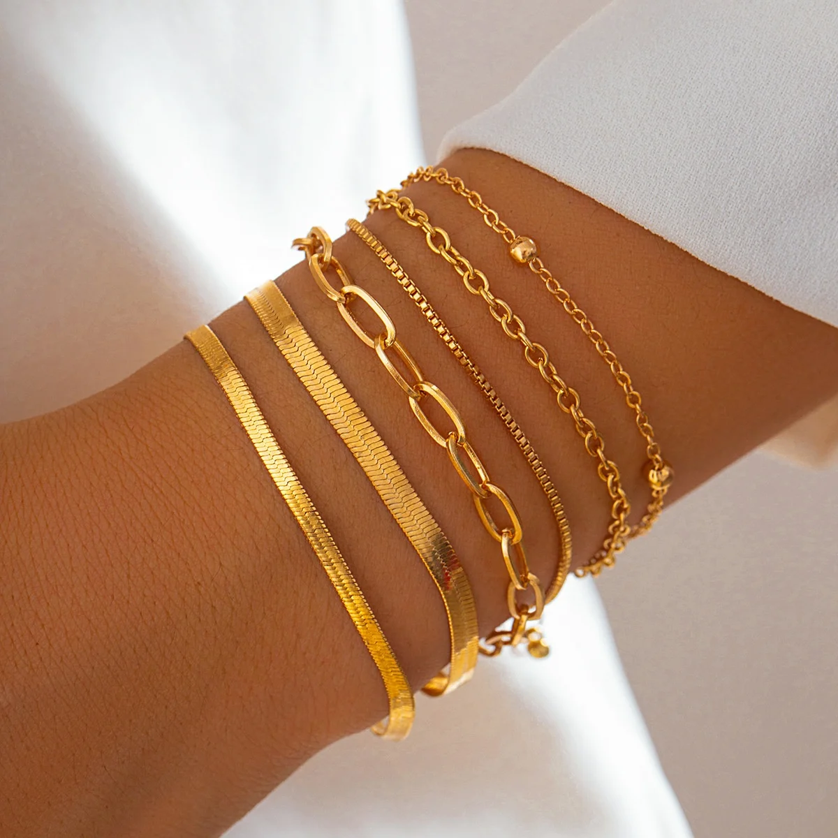 New stacked thick chain personalized bracelet hip-hop snake bone chain fashion jewelry set for women
New stacked thick chain personalized bracelet hip-hop snake bone chain fashion jewelry set for women
