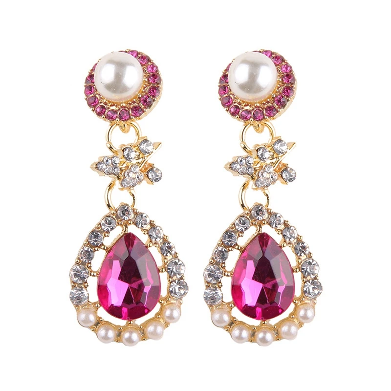 Explosive earrings European and American original luxury super flash full diamond drop-shaped earrings earrings accessories
Explosive earrings European and American original luxury super flash full diamond drop-shaped earrings earrings accessories