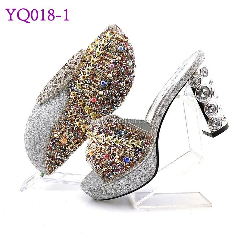 YQ018 ladies bag diamond purses crystal clutch bags matching italian shoes set 10.5cm high heel sliver color
YQ018 ladies bag diamond purses crystal clutch bags matching italian shoes set 10.5cm high heel sliver color