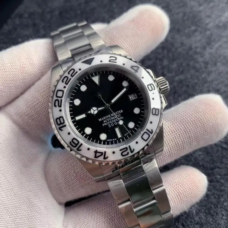 NH35 Automatic Men's watch japan C4 Luminous Sapphire Crystal stainless steel case Mechanical Waterproof 40mm automatic watch
NH35 Automatic Men's watch japan C4 Luminous Sapphire Crystal stainless steel case Mechanical Waterproof 40mm automatic watch