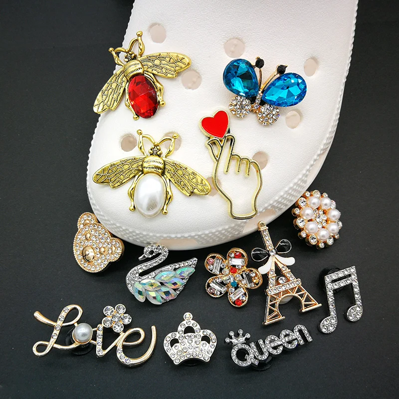 designers metal luxury bling custom rhinestone metal disigners metal brand croc shoe charms for clog shoes decoration wholesale
designers metal luxury bling custom rhinestone metal disigners metal brand croc shoe charms for clog shoes decoration wholesale