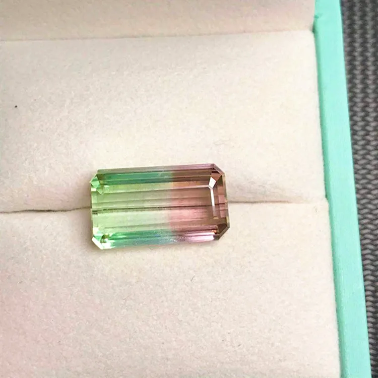 SGARIT natural gemstone jewelry factory wholesale loose gemstone 5A eye clean 19X10X7.5mm 15.8CT Watermelon tourmaline, Multi color
SGARIT natural gemstone jewelry factory wholesale loose gemstone 5A eye clean 19X10X7.5mm 15.8CT Watermelon tourmaline, Multi color