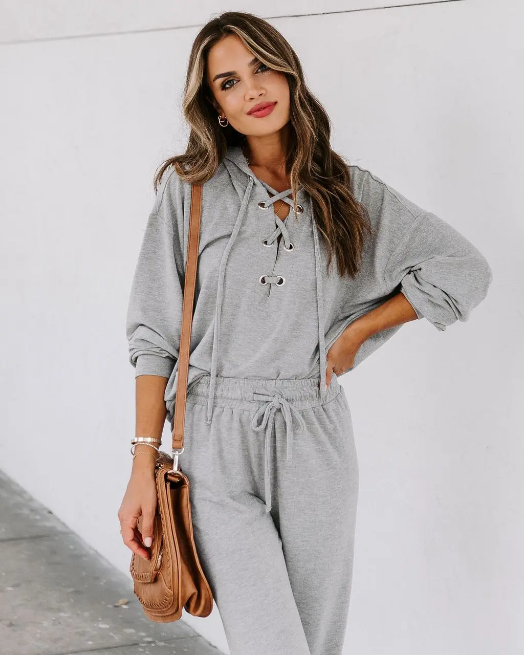 women's wear casual loose 2pc pant set women high quality drawstring plain pullover hoodie set
women's wear casual loose 2pc pant set women high quality drawstring plain pullover hoodie set