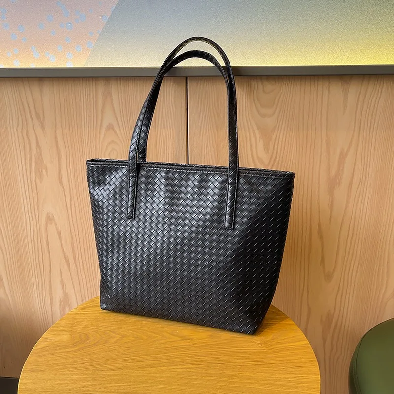 New Arrival Cheap Braided Handbags Large Capacity Ladies Shoulder Bag Leather Tote Bag For Women
New Arrival Cheap Braided Handbags Large Capacity Ladies Shoulder Bag Leather Tote Bag For Women
