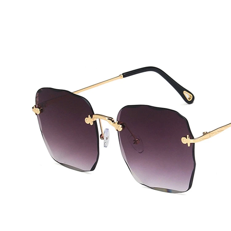 New Large Frame Fashion Rimless Sunglasses Glasses Gradient Rectangle Metal Polarized Rimless Sunglasses, 5 colors
New Large Frame Fashion Rimless Sunglasses Glasses Gradient Rectangle Metal Polarized Rimless Sunglasses, 5 colors