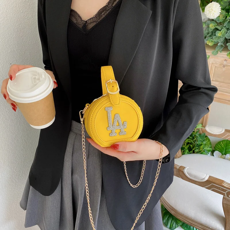 2021 Mini Handbags Women Bags Handle New Fashion Chain Small Purse With Handles Trendy Lady Pu Shoulder Square Mini Hand Bags
2021 Mini Handbags Women Bags Handle New Fashion Chain Small Purse With Handles Trendy Lady Pu Shoulder Square Mini Hand Bags