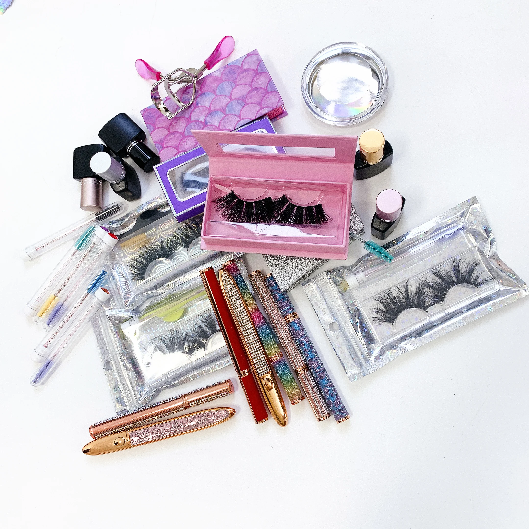 2021 Free Sample 3d real mink eyelash magic eyeliner custom design box 3d 25mm mink eyelashes, Black color
2021 Free Sample 3d real mink eyelash magic eyeliner custom design box 3d 25mm mink eyelashes, Black color