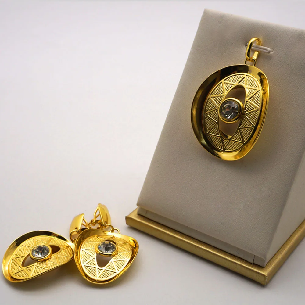 mirafeel Italian design hot sale 2019 18k gold plated necklace and earring for women wedding use EP176
mirafeel Italian design hot sale 2019 18k gold plated necklace and earring for women wedding use EP176
