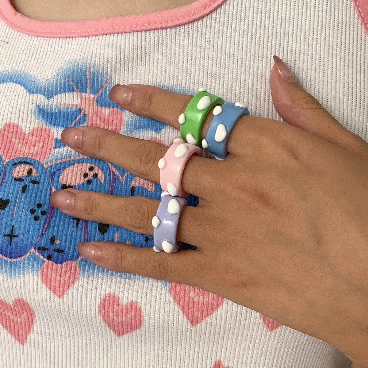Cute Resin Donut Colorful Acrylic Cloud Rings For Women Girls Aesthetic Y2K Finger Rings Jewelry Gifts, Picture shows
Cute Resin Donut Colorful Acrylic Cloud Rings For Women Girls Aesthetic Y2K Finger Rings Jewelry Gifts, Picture shows