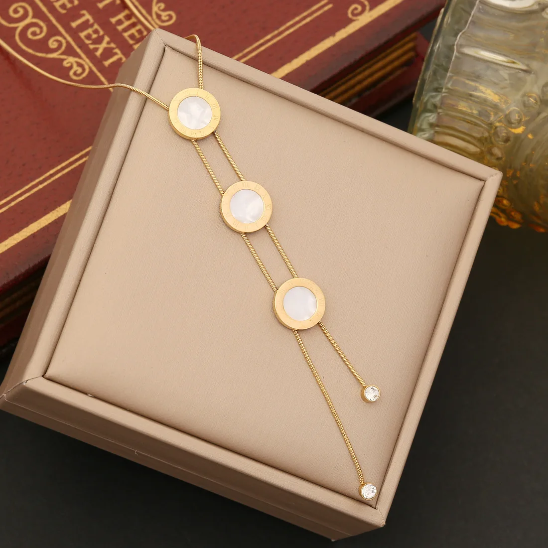Fashion Jewelry 3pcs Set Stainless Steel Necklace Earrings Bracelet Zircon Shell Jewelry Sets For Women
Fashion Jewelry 3pcs Set Stainless Steel Necklace Earrings Bracelet Zircon Shell Jewelry Sets For Women