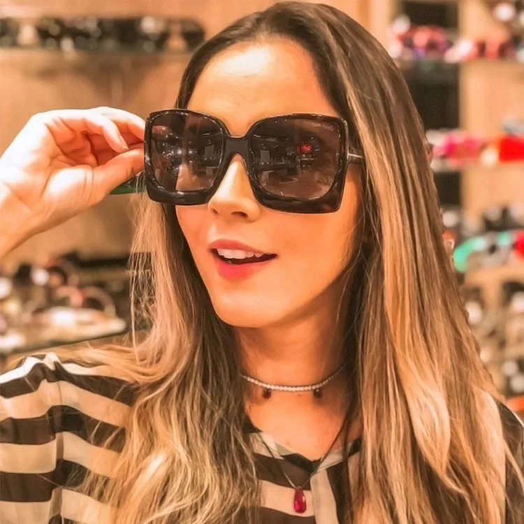 Retro fashion promotional new 2021 custom square sunglasses sun glasses for women, Custom colors
Retro fashion promotional new 2021 custom square sunglasses sun glasses for women, Custom colors