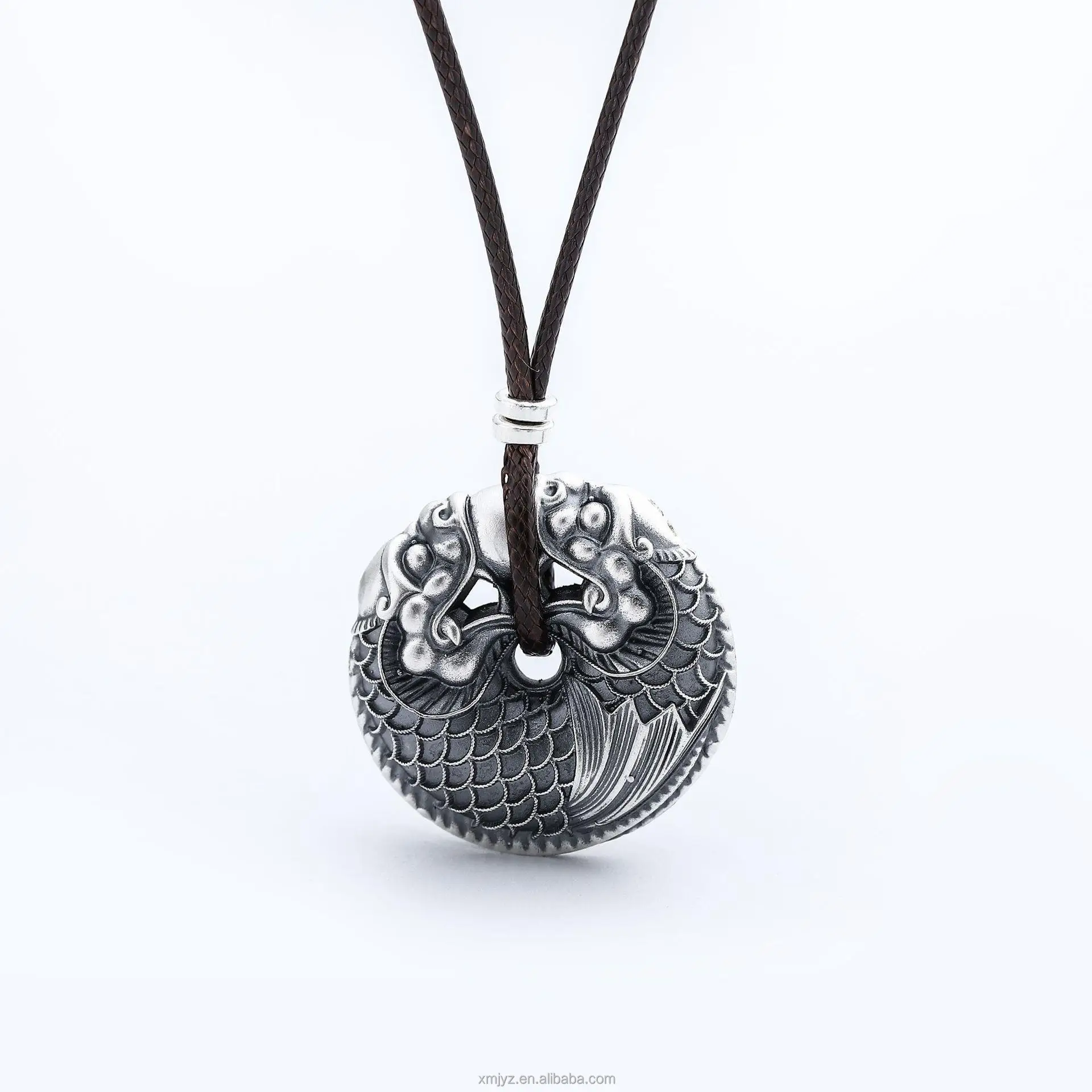 Certified Sterling Silver 999 Kiss Round Plate Pendant Vintage Carving Craft Fish Dragon Pendant Car Hanging Keychain Silver
Certified Sterling Silver 999 Kiss Round Plate Pendant Vintage Carving Craft Fish Dragon Pendant Car Hanging Keychain Silver