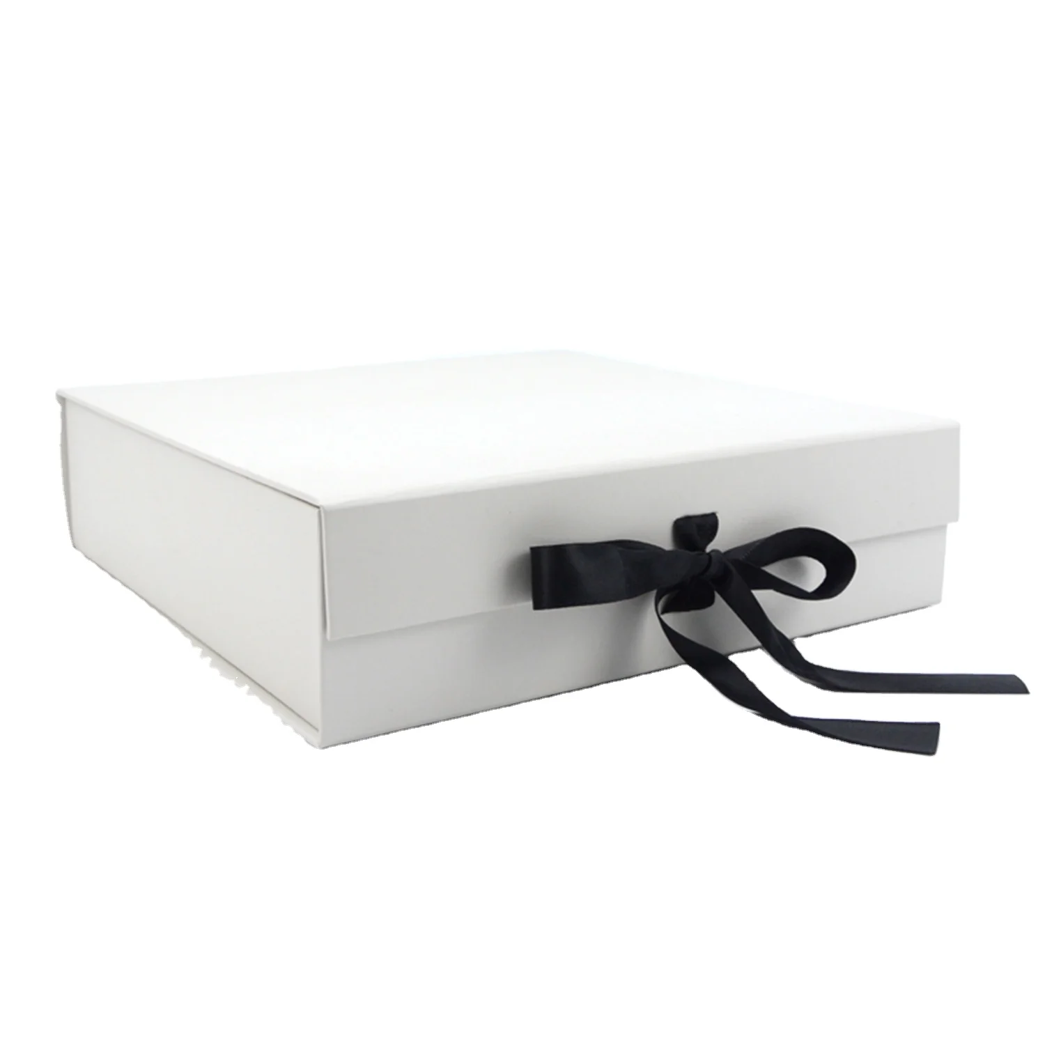 Custom printing logo foldable cosmetic paper box luxury flap open magnetic clothing packaging gift box with your own logo
Custom printing logo foldable cosmetic paper box luxury flap open magnetic clothing packaging gift box with your own logo