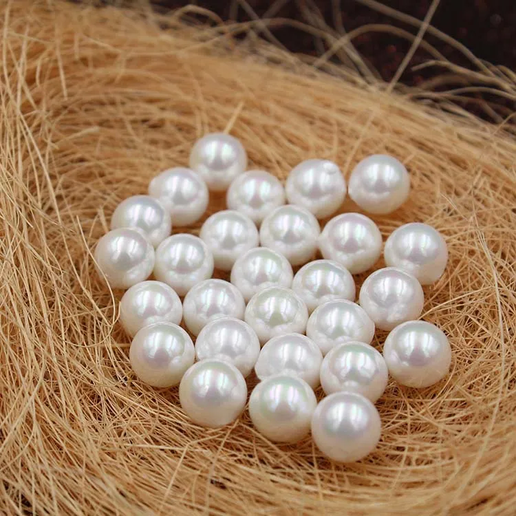 Large supply of shell pearl 3-18mm white half hole shellfish DIY jewelry accessories loose beads wholesale particles, Color white.pearl white
Large supply of shell pearl 3-18mm white half hole shellfish DIY jewelry accessories loose beads wholesale particles, Color white.pearl white