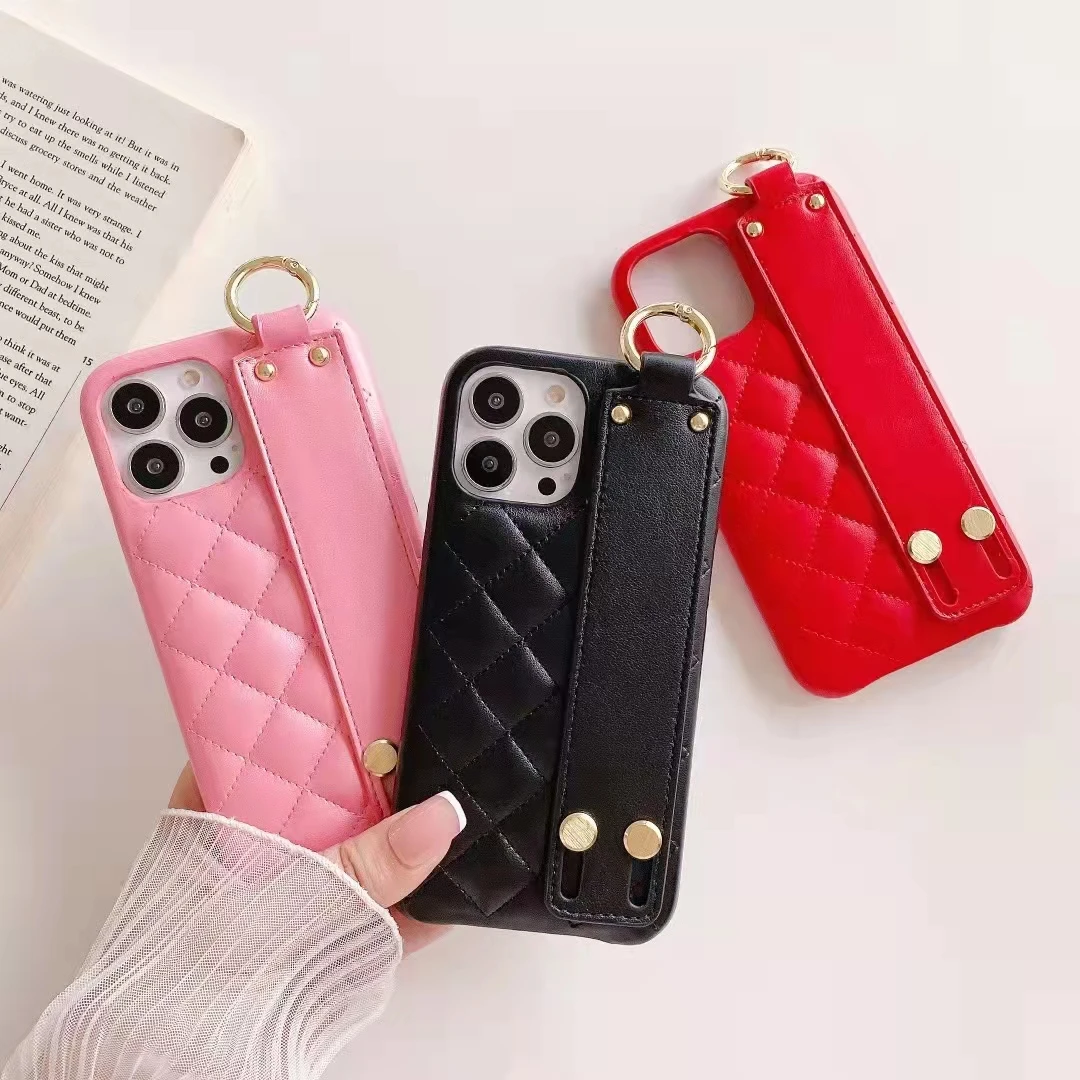 Luxury Brand Phone Case Apply For iPhone 4.7-11 12Pro Max Designers Case, Red, black
Luxury Brand Phone Case Apply For iPhone 4.7-11 12Pro Max Designers Case, Red, black