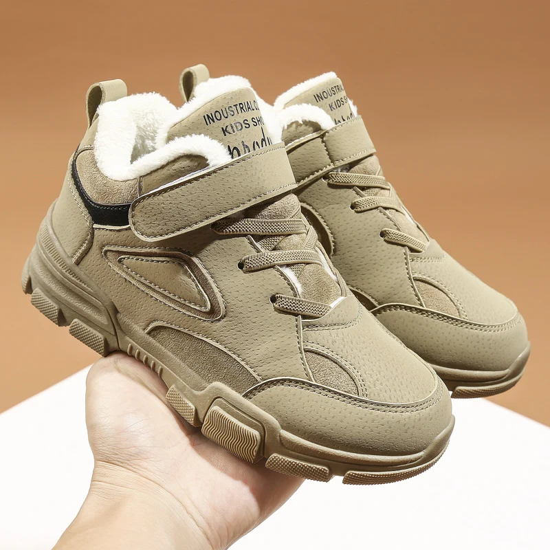 2021 winter children snow boots boys casual cotton shoes girls warm sports shoes kids school shoes non-slip rubber
2021 winter children snow boots boys casual cotton shoes girls warm sports shoes kids school shoes non-slip rubber