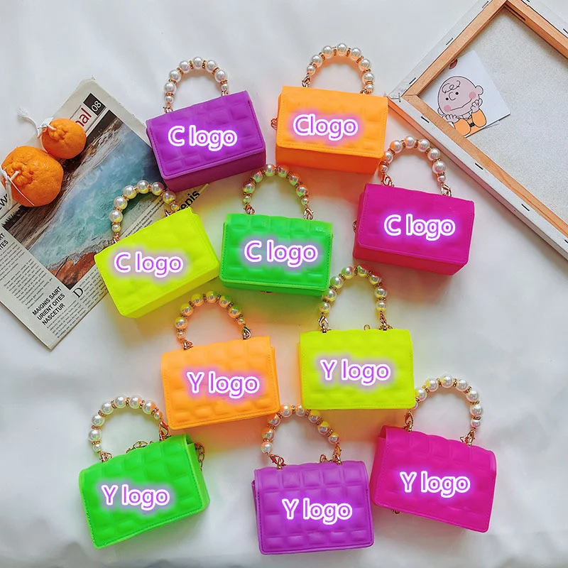 2021 mini cute jelly bag kids purses women small handbag Kid purse and handbags little girls jelly purse
2021 mini cute jelly bag kids purses women small handbag Kid purse and handbags little girls jelly purse