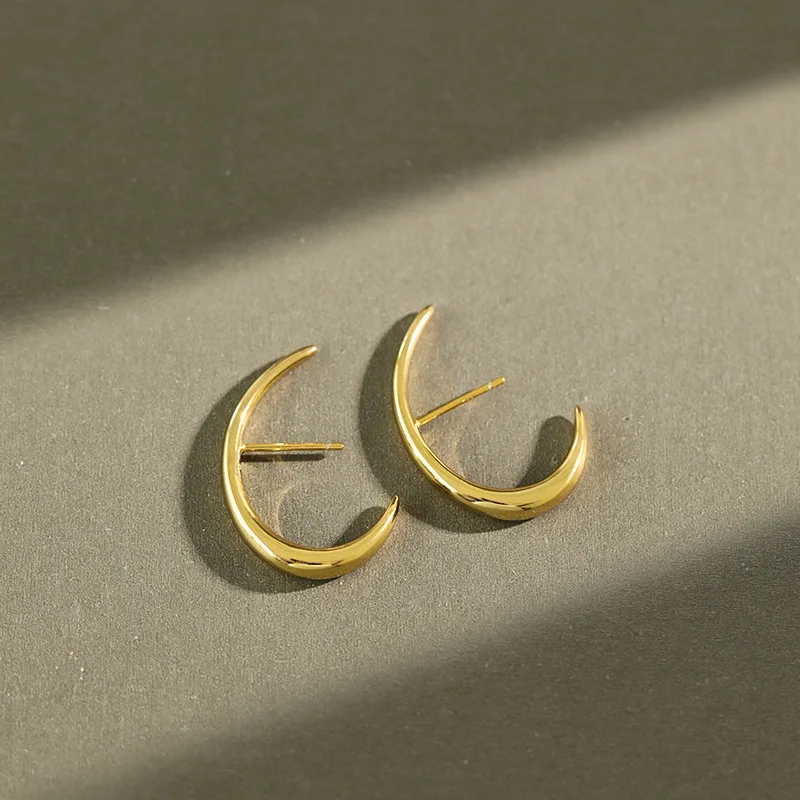 VIANRLA simple women earrings 925 sterling silver minimalist stud earrings in gold and silver
VIANRLA simple women earrings 925 sterling silver minimalist stud earrings in gold and silver