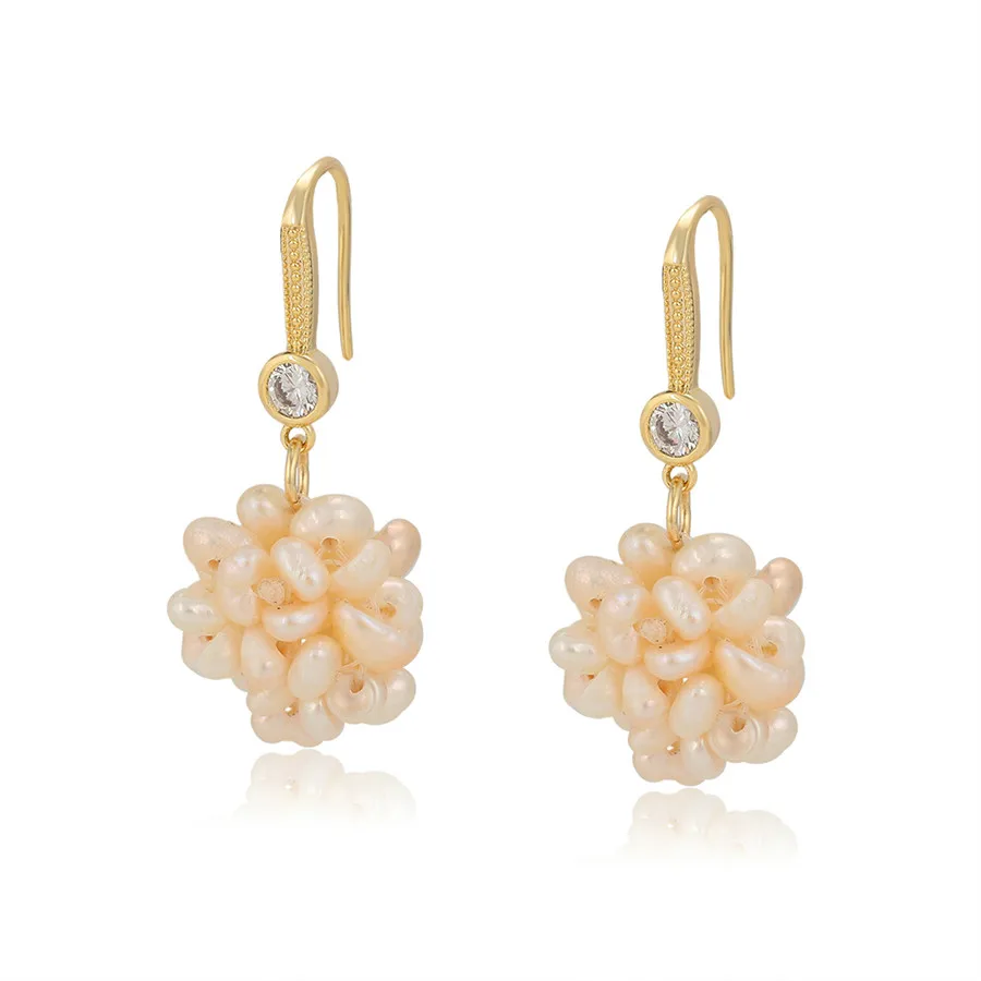 E-1622 Xuping Jewelry Elegant Fashion Haute Design Conch Bead Pendant 14K Gold INS Style Ladies Earrings
E-1622 Xuping Jewelry Elegant Fashion Haute Design Conch Bead Pendant 14K Gold INS Style Ladies Earrings