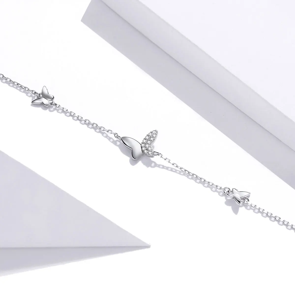 New Arrival 925 Silver Bracelet Jewelry Accessories Women Butterflies Link Chain Bracelet
New Arrival 925 Silver Bracelet Jewelry Accessories Women Butterflies Link Chain Bracelet