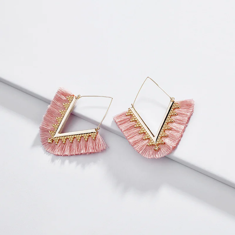 JUHU New earrings alloy geometric V-shaped color cotton thread tassel spring color fashion bohemian style earrings, Colorful
JUHU New earrings alloy geometric V-shaped color cotton thread tassel spring color fashion bohemian style earrings, Colorful