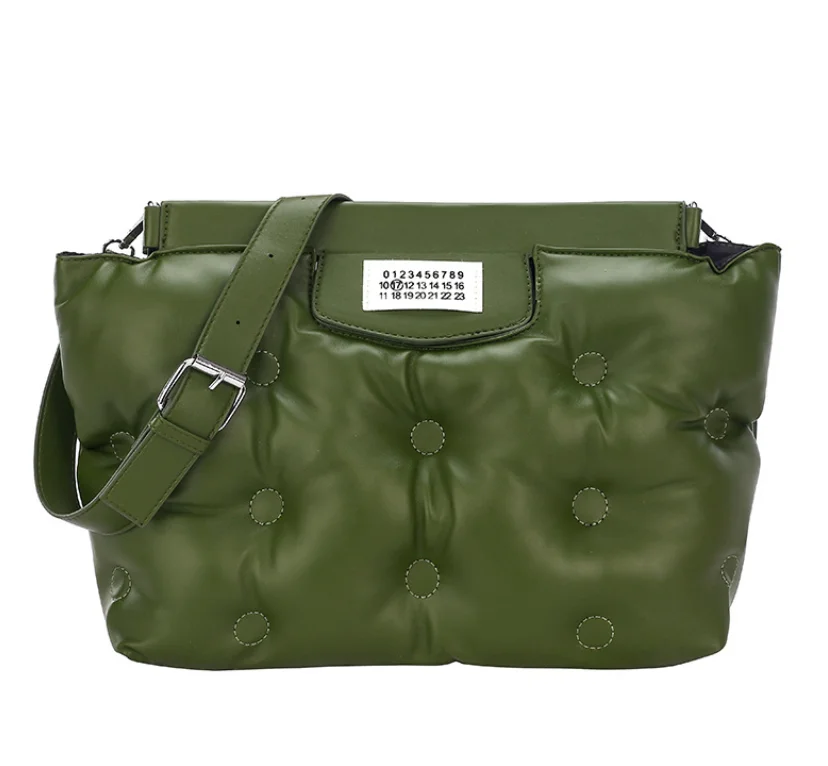 Autumn 2021 New Cloud Carry-on Women's Bag Space Cotton Lazy Pillow Bag Trendy Large Capacity Down Cross-body Bag YGC-407
Autumn 2021 New Cloud Carry-on Women's Bag Space Cotton Lazy Pillow Bag Trendy Large Capacity Down Cross-body Bag YGC-407