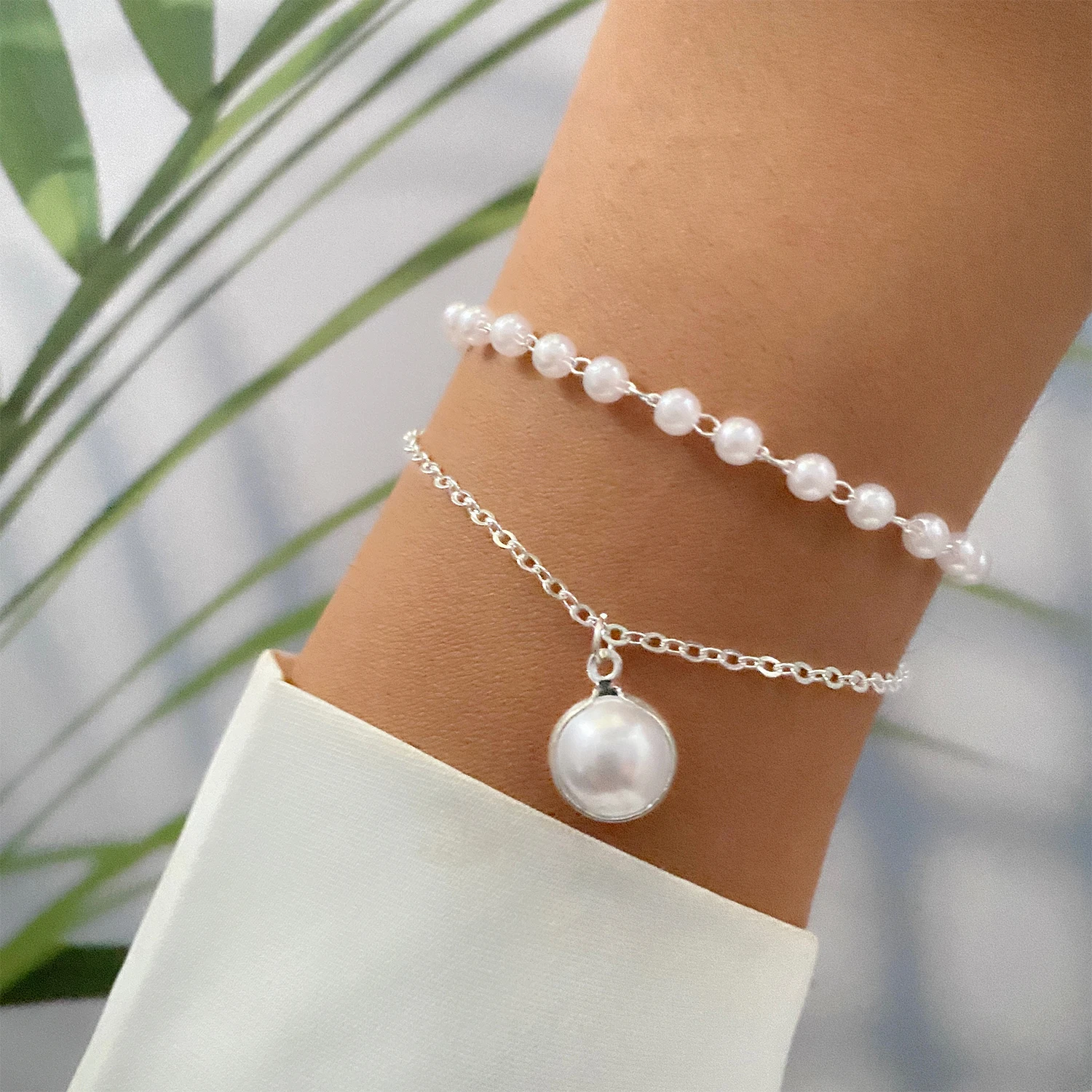 VKME Fashion Trendy Gold Plated Link Chain Charm Pearl Heart Bracelet Gold Jewelry For Men Women
VKME Fashion Trendy Gold Plated Link Chain Charm Pearl Heart Bracelet Gold Jewelry For Men Women