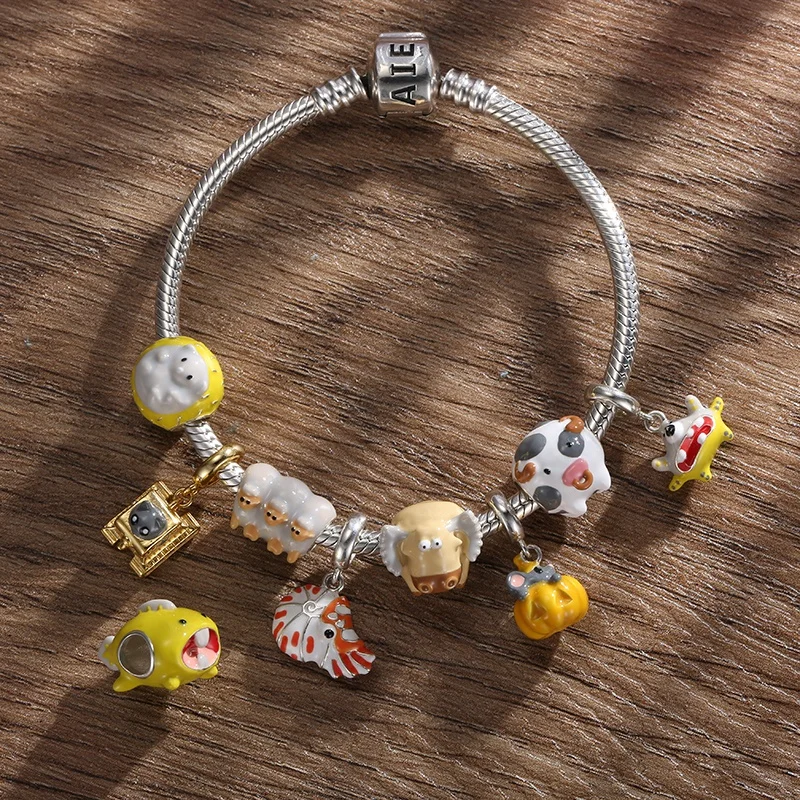 Real 925 sterling silver Multi-style Animals Charms Bead for Jewelry Making fine Pendants Fit Original Charm women Bracelets
Real 925 sterling silver Multi-style Animals Charms Bead for Jewelry Making fine Pendants Fit Original Charm women Bracelets