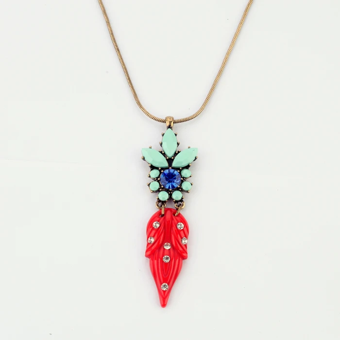 xl00336 Cute Plant Gold Plate Crystal Sapphire Carrot Pendant Necklace for Christmas Gift
xl00336 Cute Plant Gold Plate Crystal Sapphire Carrot Pendant Necklace for Christmas Gift