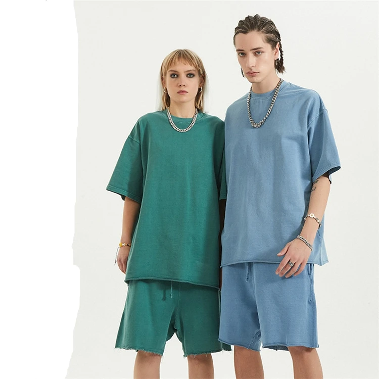 2021 new design casual breathable 100% cotton oversized t shirt streetwear style men's vintage short sleeve t shirt
2021 new design casual breathable 100% cotton oversized t shirt streetwear style men's vintage short sleeve t shirt